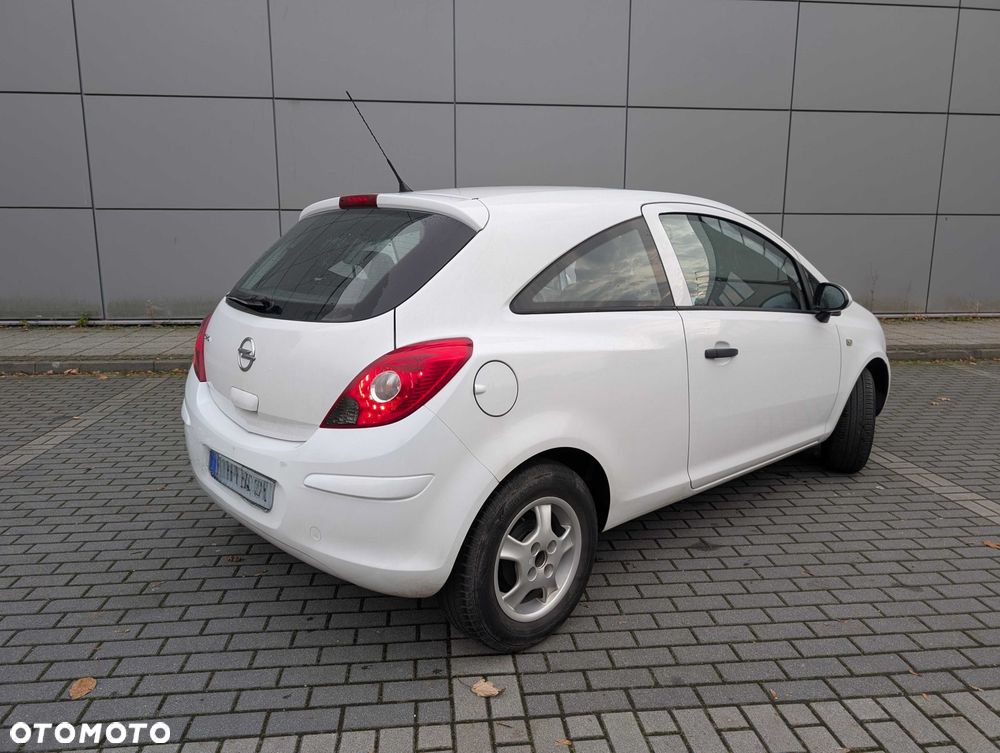 Opel Corsa - 3