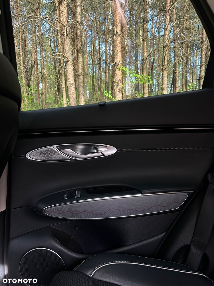 Genesis GV70 - 34
