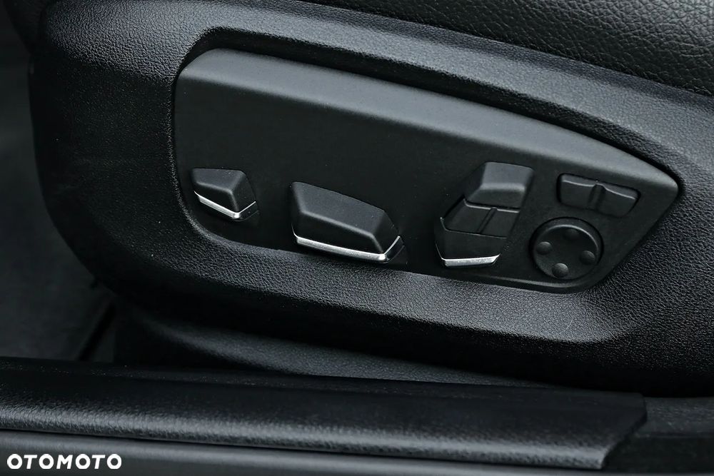 BMW Seria 5 - 17
