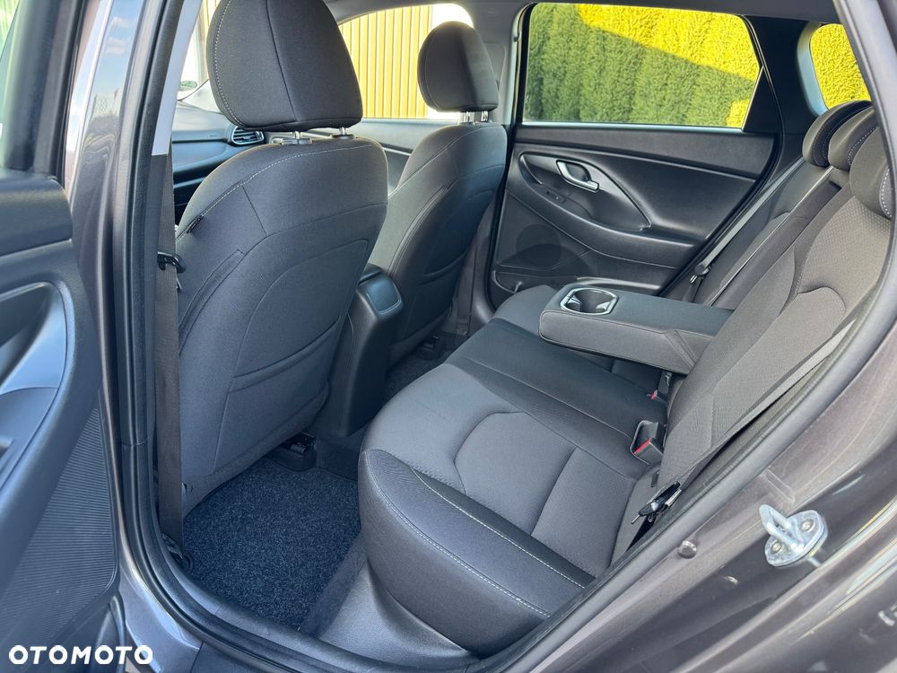 Hyundai i30 1.4 T-GDI YES!+ - 8