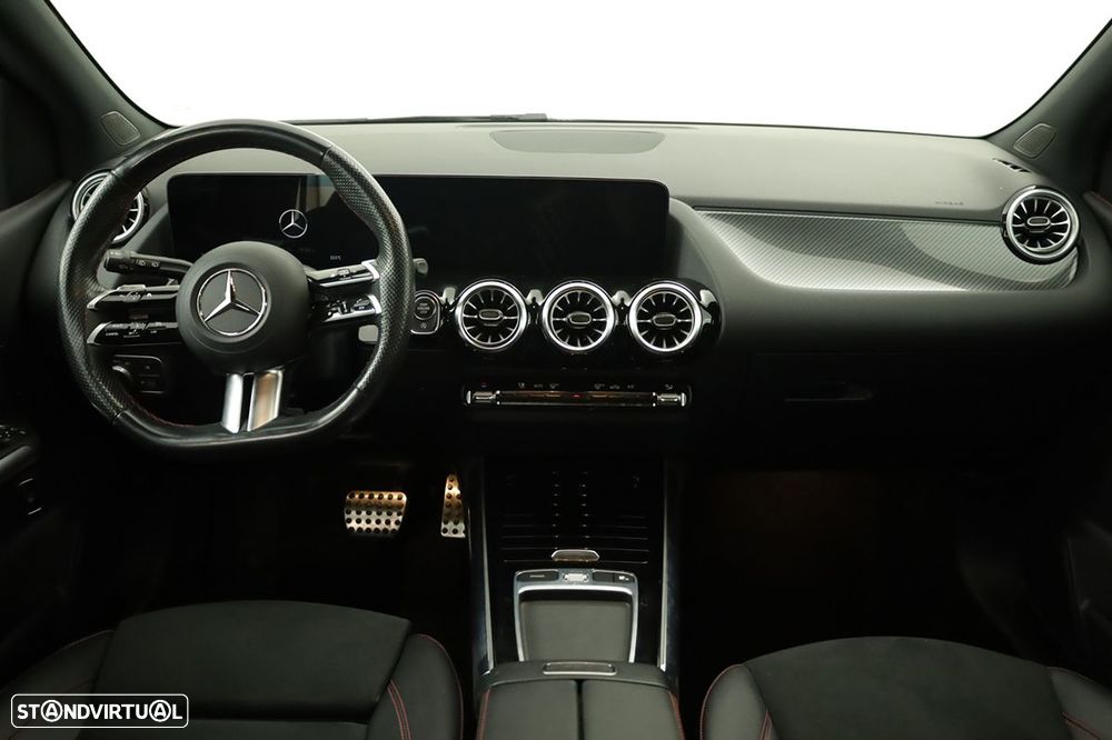 Mercedes-Benz B 180 d - 8