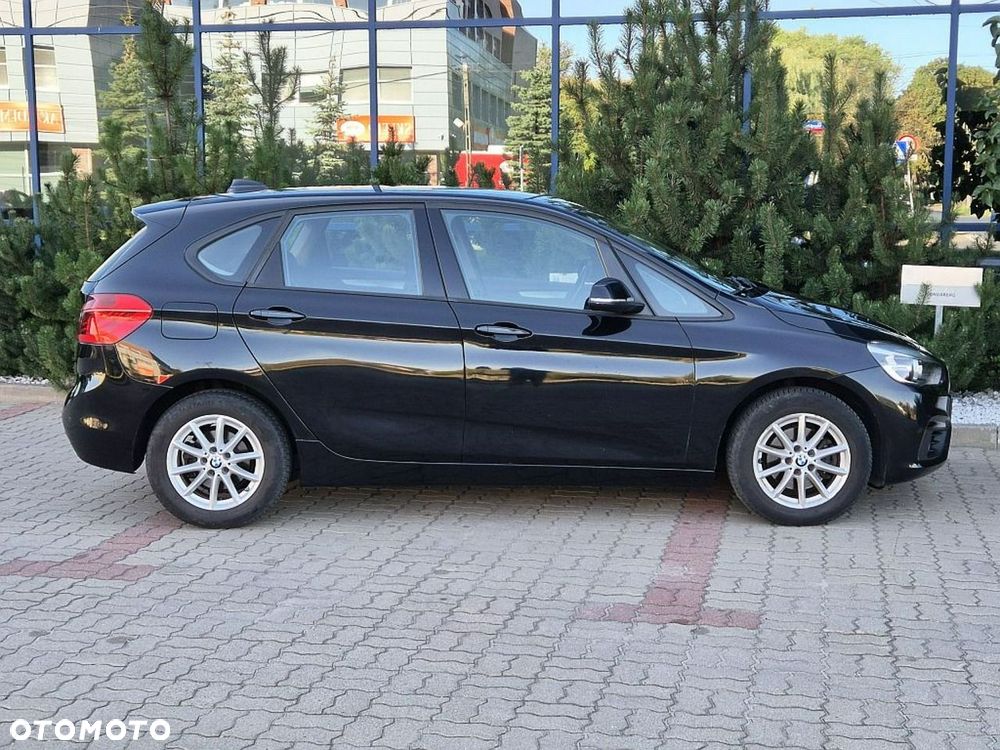 BMW Seria 2 216d - 9