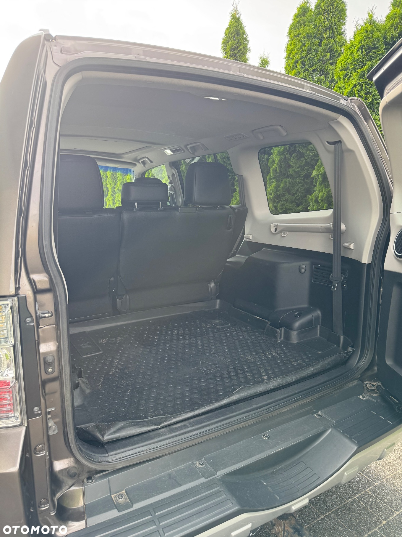 Mitsubishi Pajero 3.2 DID Instyle - 10