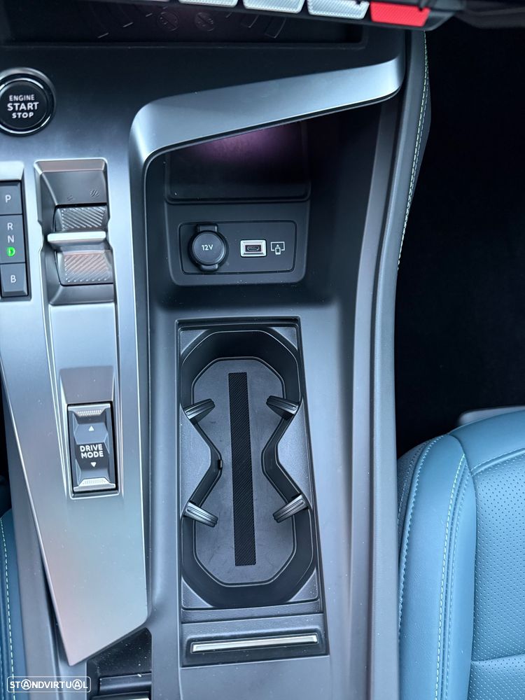 Peugeot 308 225 e-EAT8 GT - 28