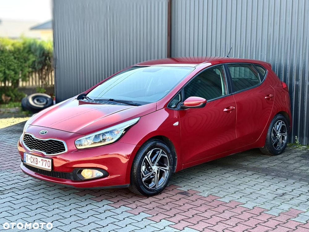 Kia Ceed 2014 photo 5