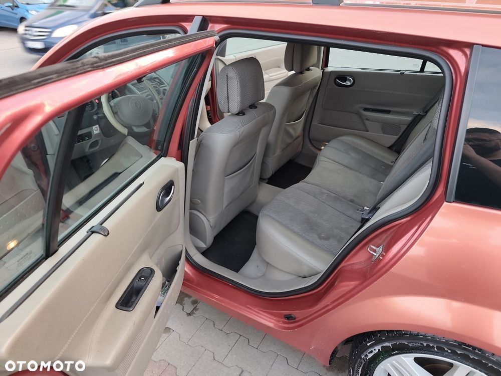 Renault Megane - 10