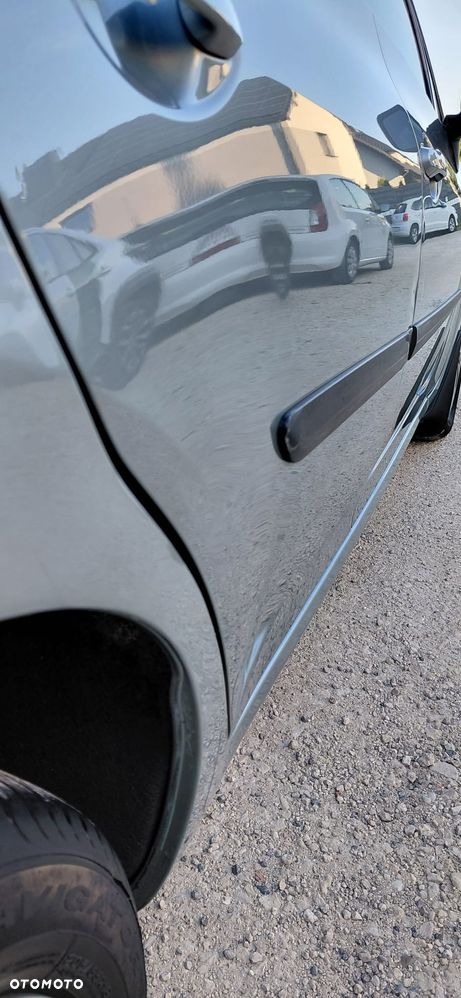 Toyota Auris 1.4 D-4D Premium - 6