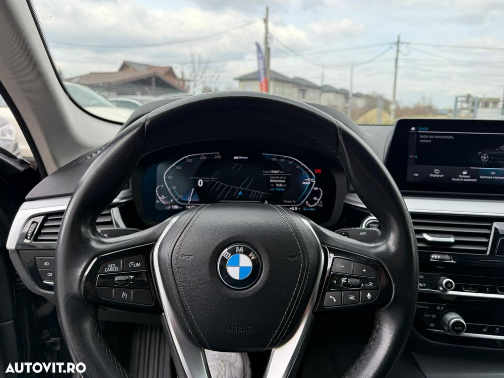 BMW Seria 5 530e AT PHEV - 12