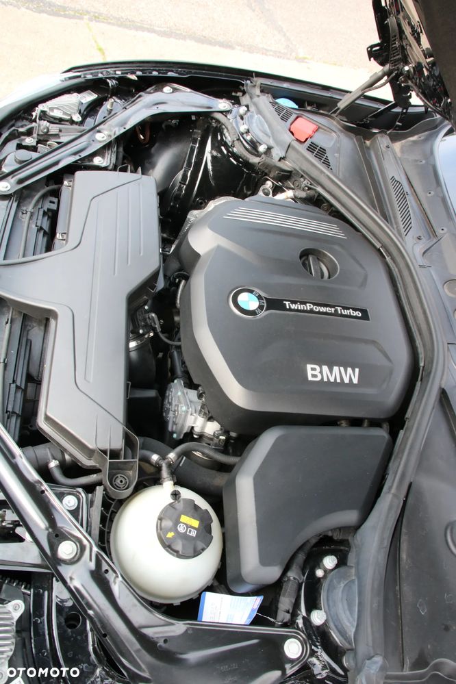 BMW Seria 2 218i M Sport - 9