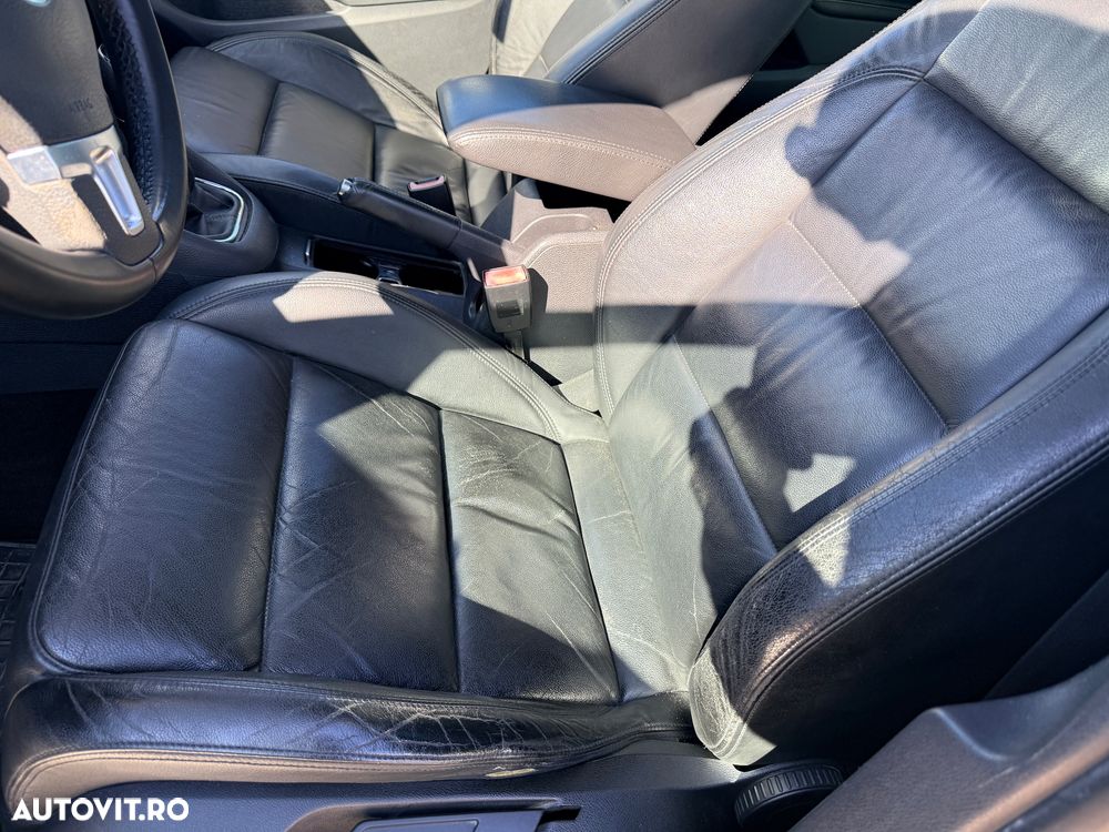 Volkswagen Golf 2.0 TDI DPF Highline - 11