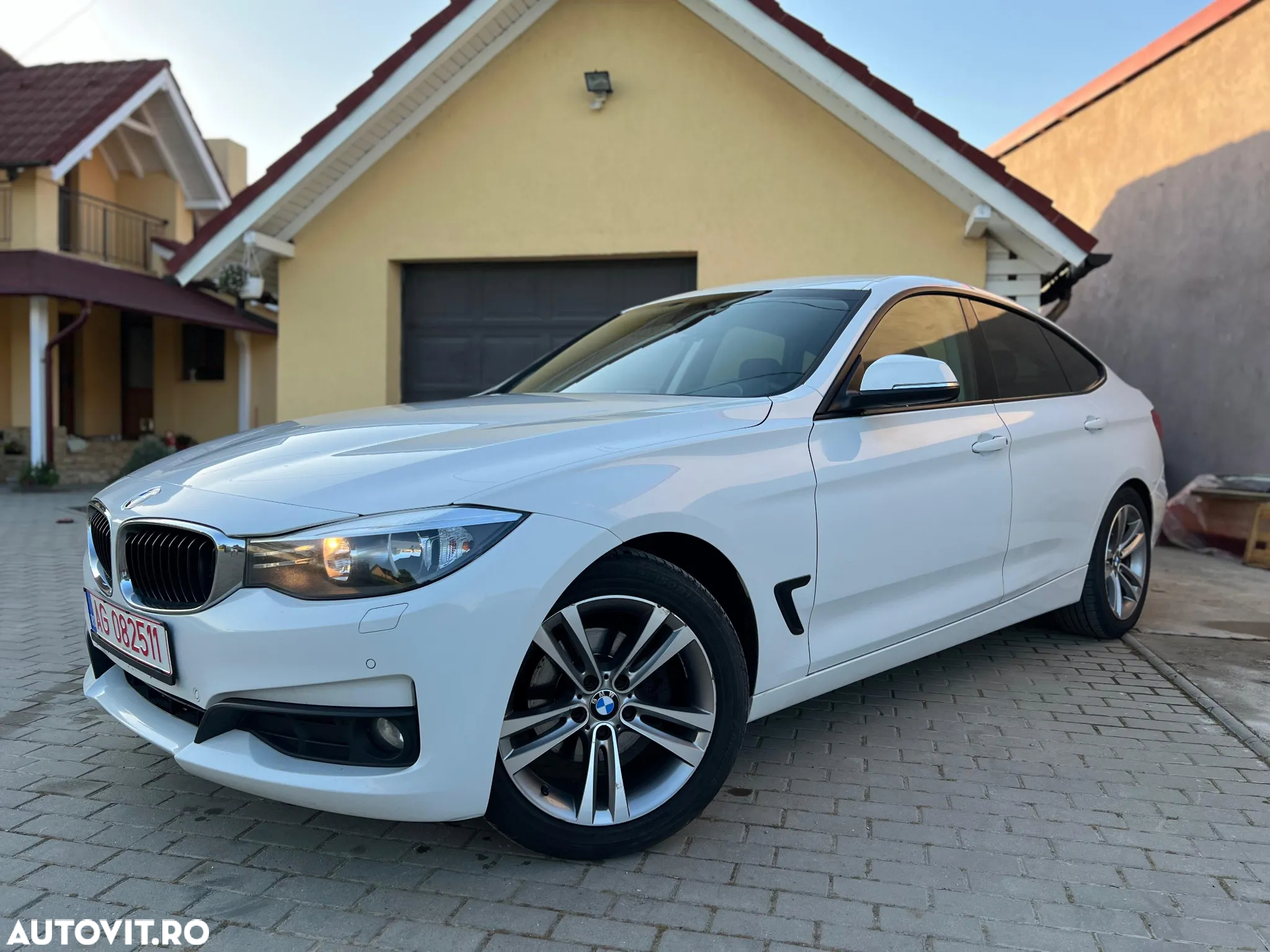 BMW Seria 3 320d GT Aut. - 19