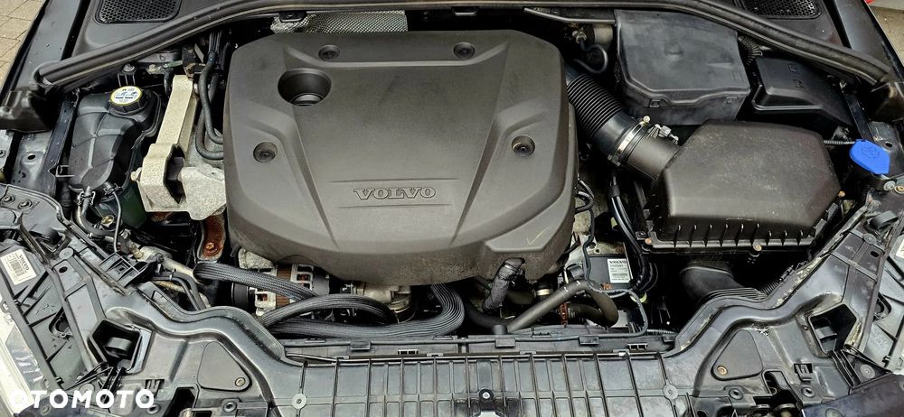 Volvo V60 D4 Drive-E Momentum - 9