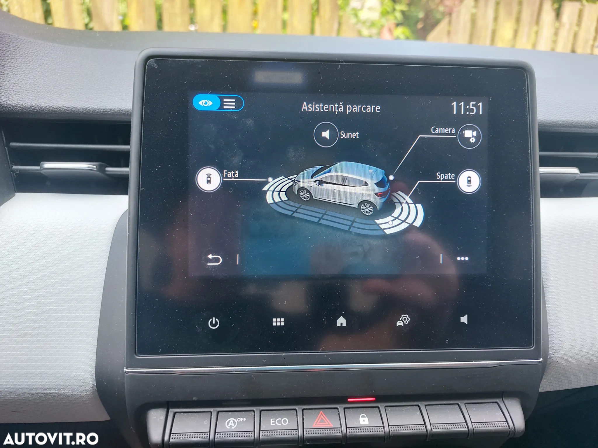 Renault Clio TCe 90 CVT TECHNO - 6