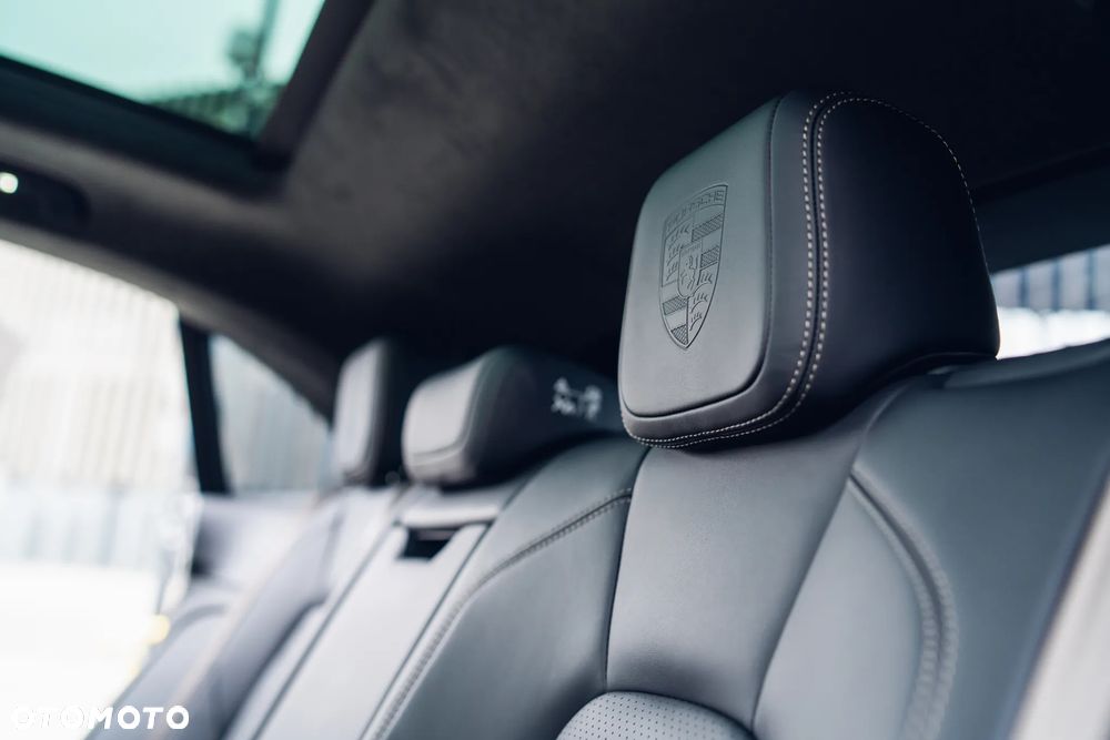 Porsche Macan - 26