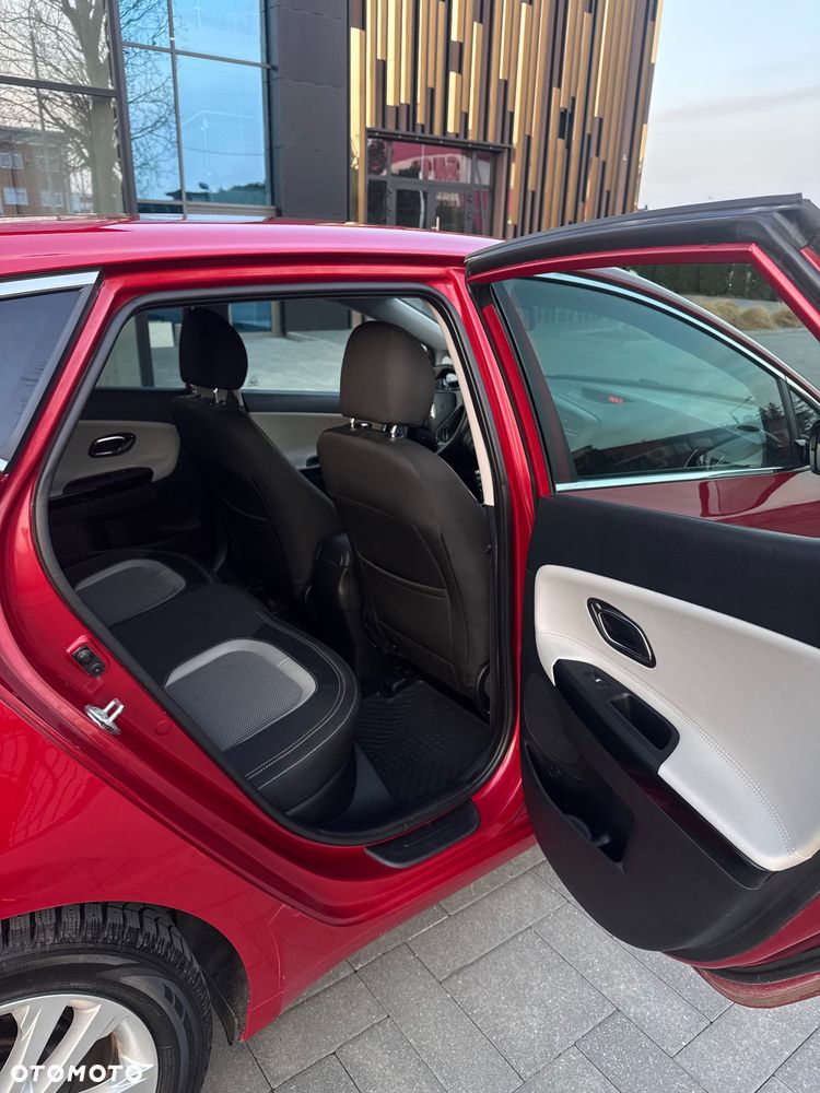 Kia Ceed 1.6 GDI Platinum Edition - 14