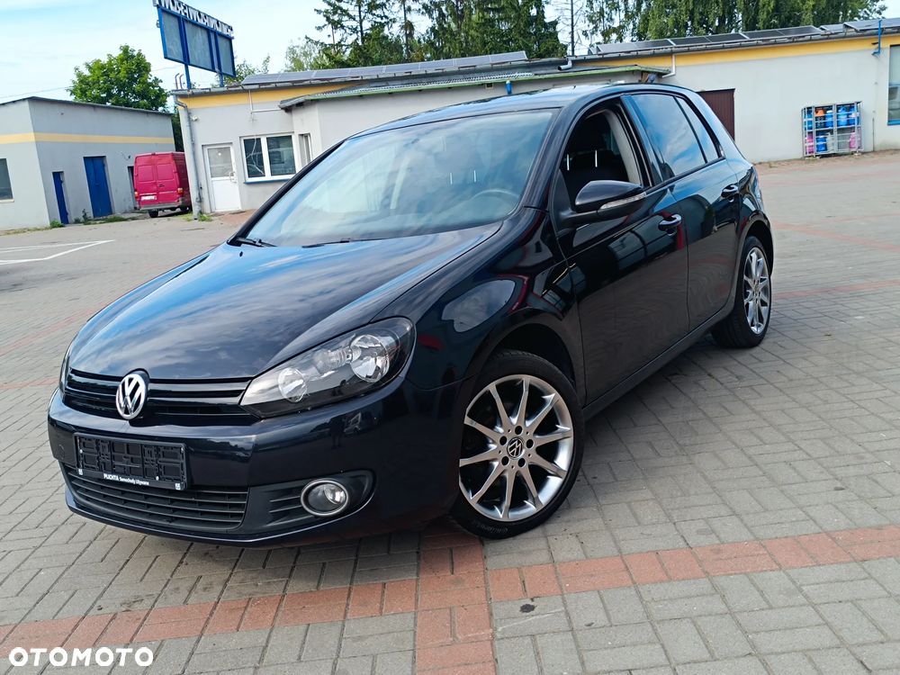 Volkswagen Golf - 8