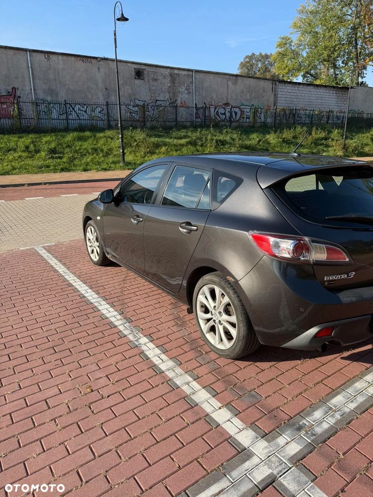 Mazda 3 - 15