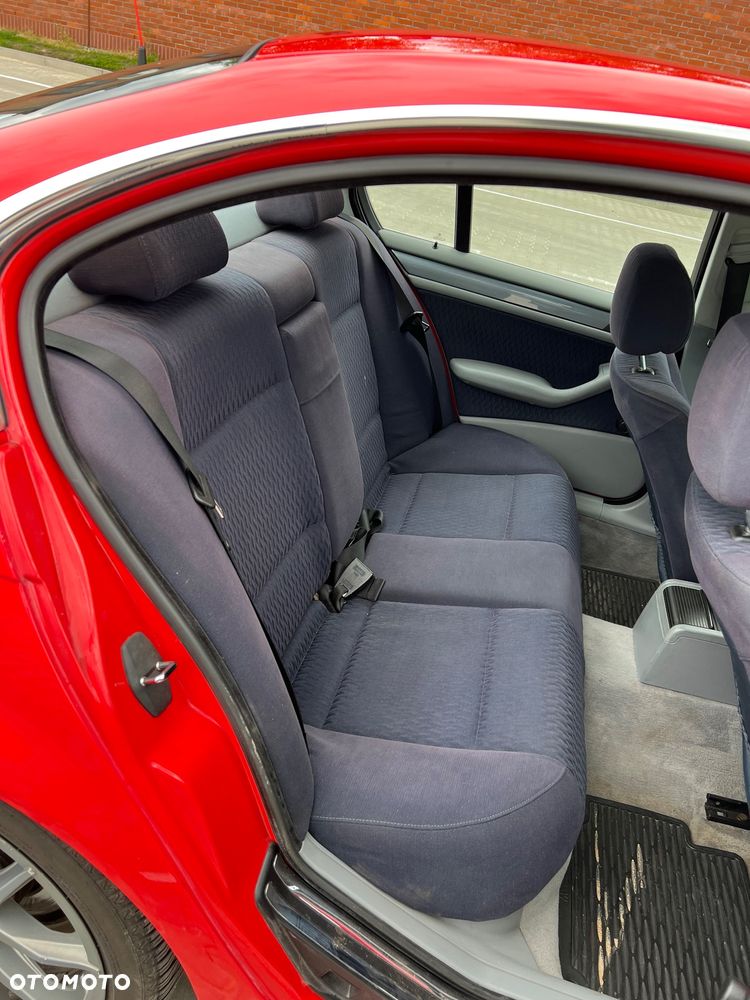 BMW Seria 3 - 18