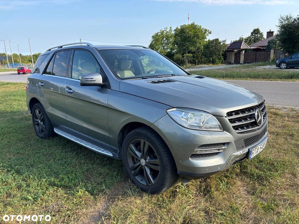 Mercedes-Benz ML 350 BlueTEC 4-Matic - 4