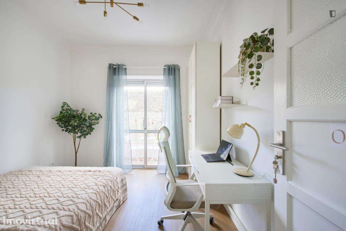 Quarto - localizado em Amadora Lisbon - Grande imagem: 2/27