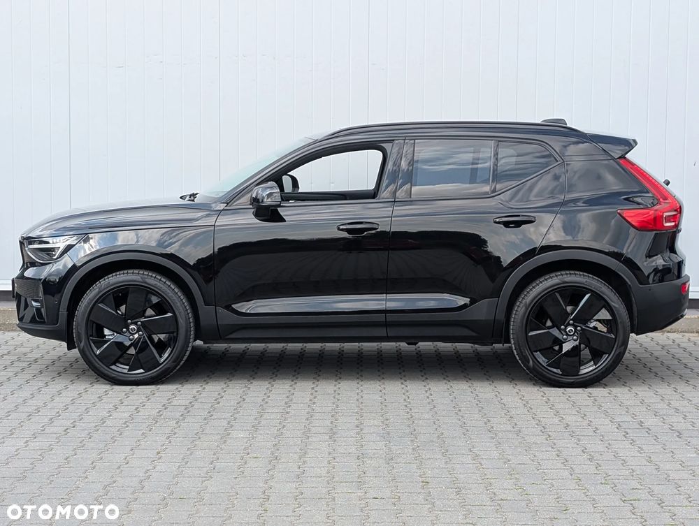 Volvo XC 40 B4 B AWD DKG Ultimate Dark - 10
