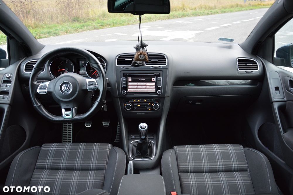 Volkswagen Golf VI 2.0 TDI GTD - 10