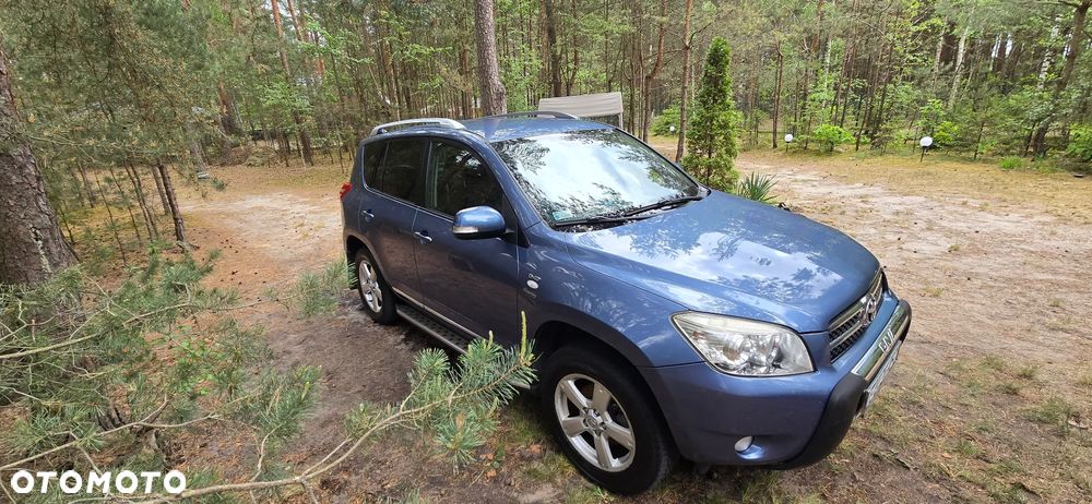 Toyota RAV4 2.2 D-4D Sol - 3