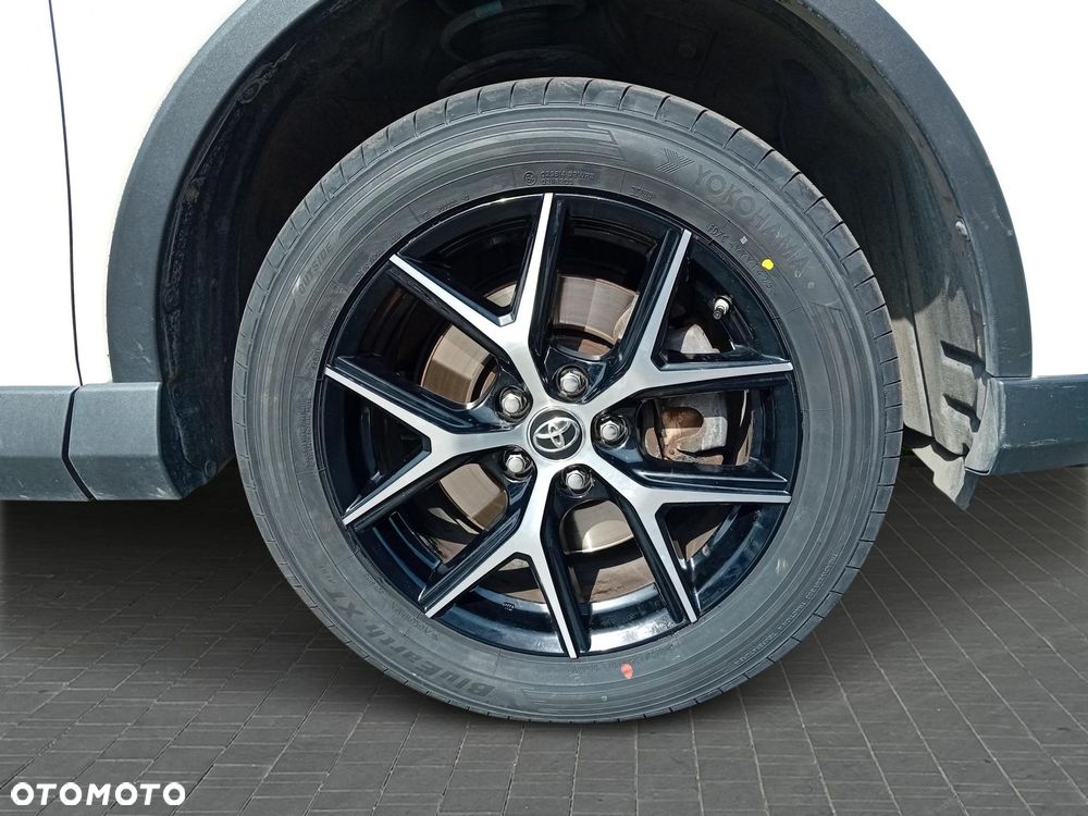 Toyota RAV4 Hybrid Premium 4x2 - 18