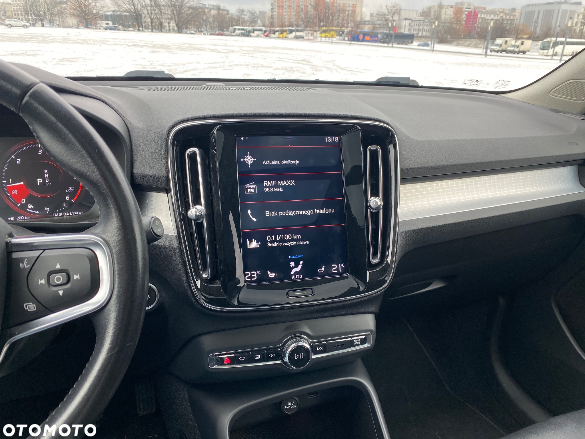 Volvo XC 40 D4 AWD Momentum Pro - 8