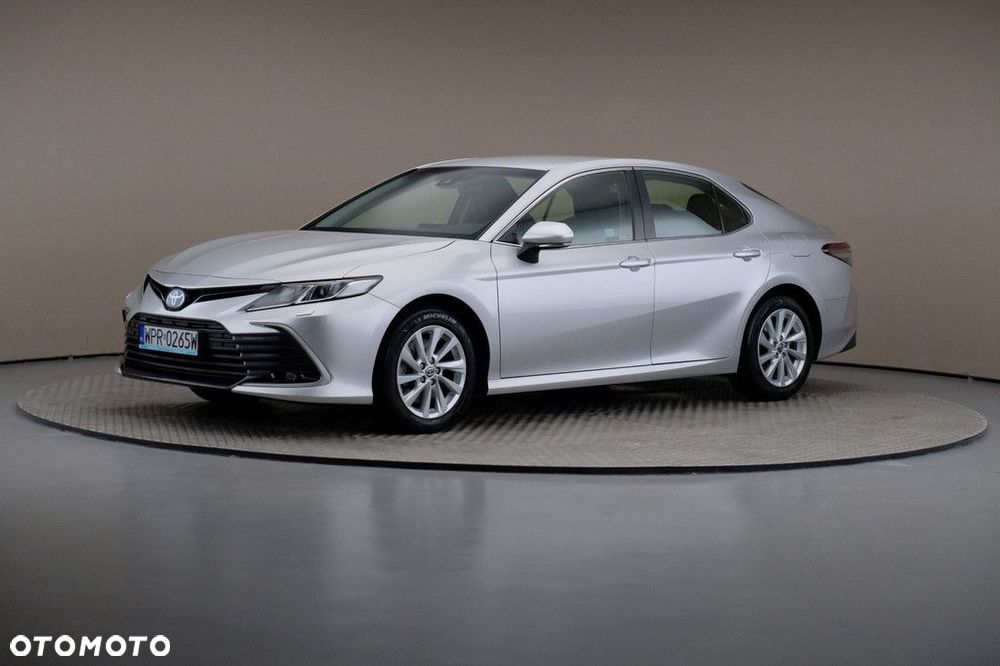 Toyota Camry 2.5 Hybrid Comfort CVT - 1