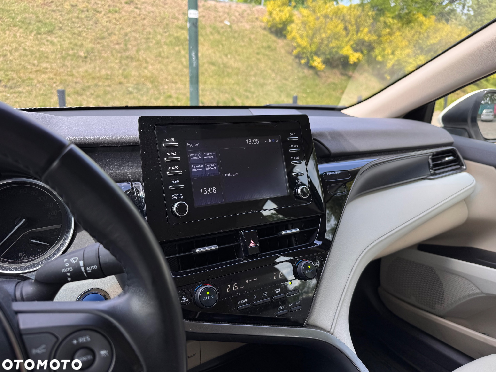 Toyota Camry Business Edition - 12