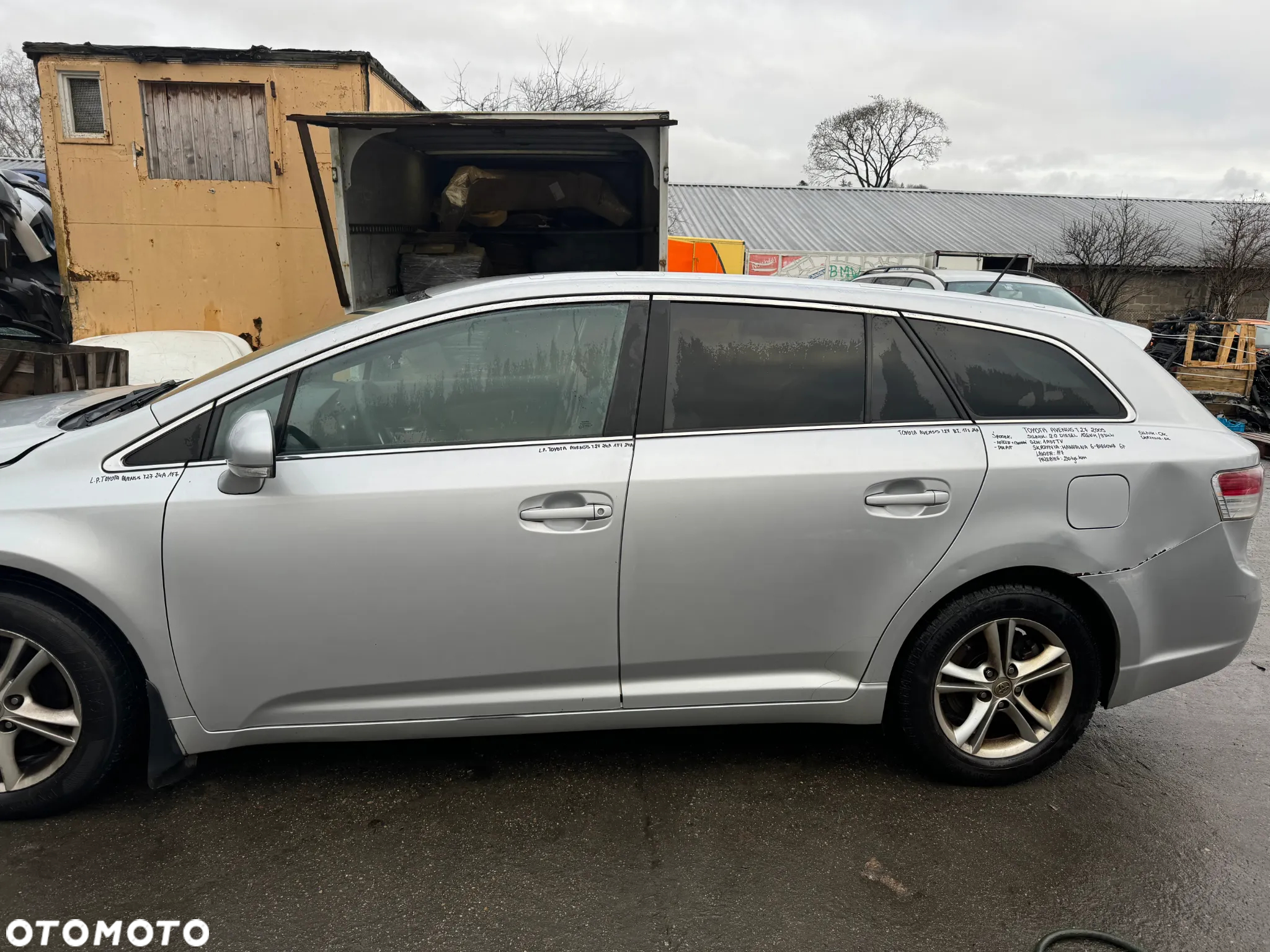 TOYOTA AVENSIS T27 2.0 DIESEL 126KM SREBRNY KOMBI 1F7 NA CZĘŚCI - 2