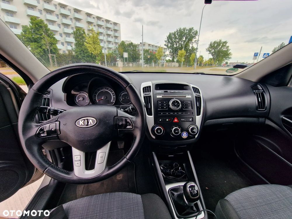 Kia Ceed 1.4 Comfort + - 7