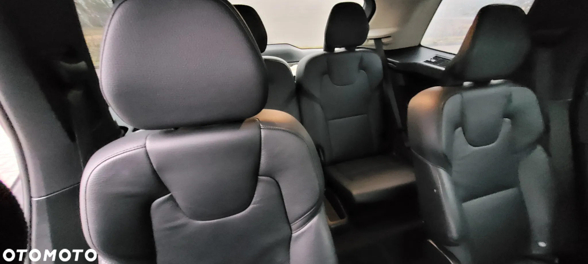 Volvo XC 90 - 24
