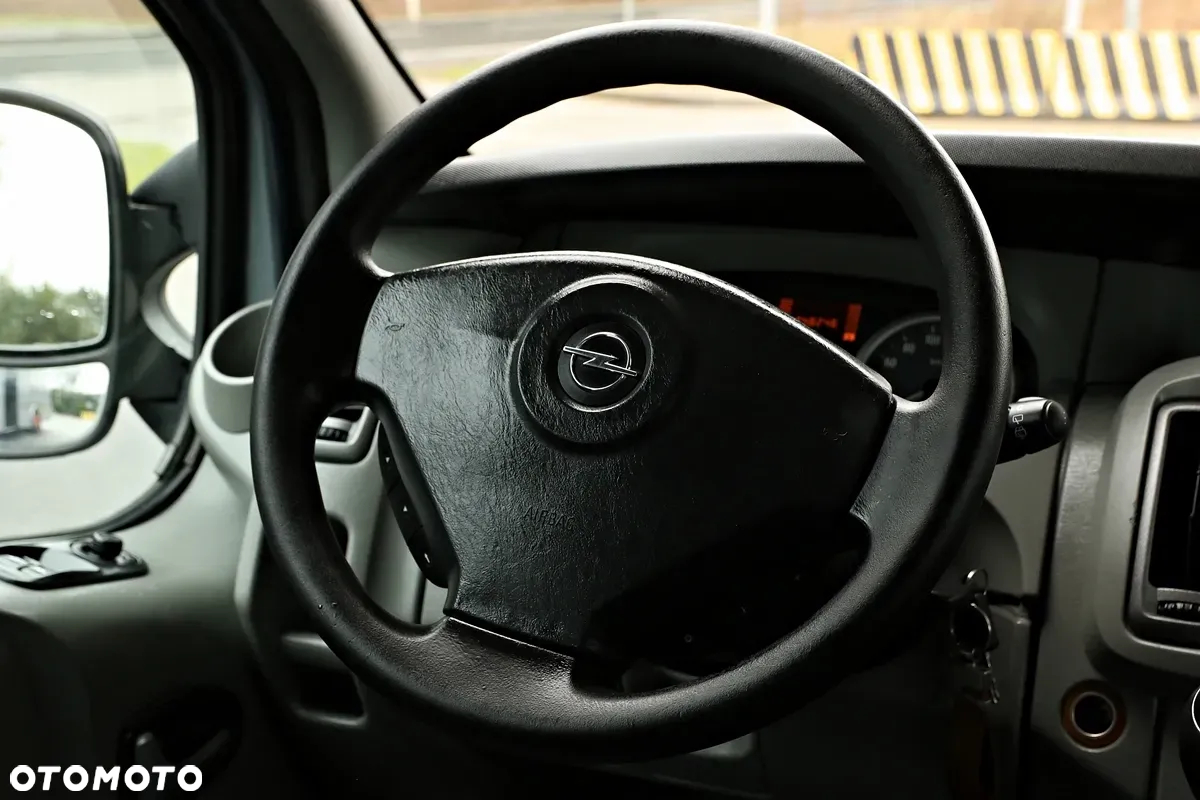 Opel Vivaro - 23