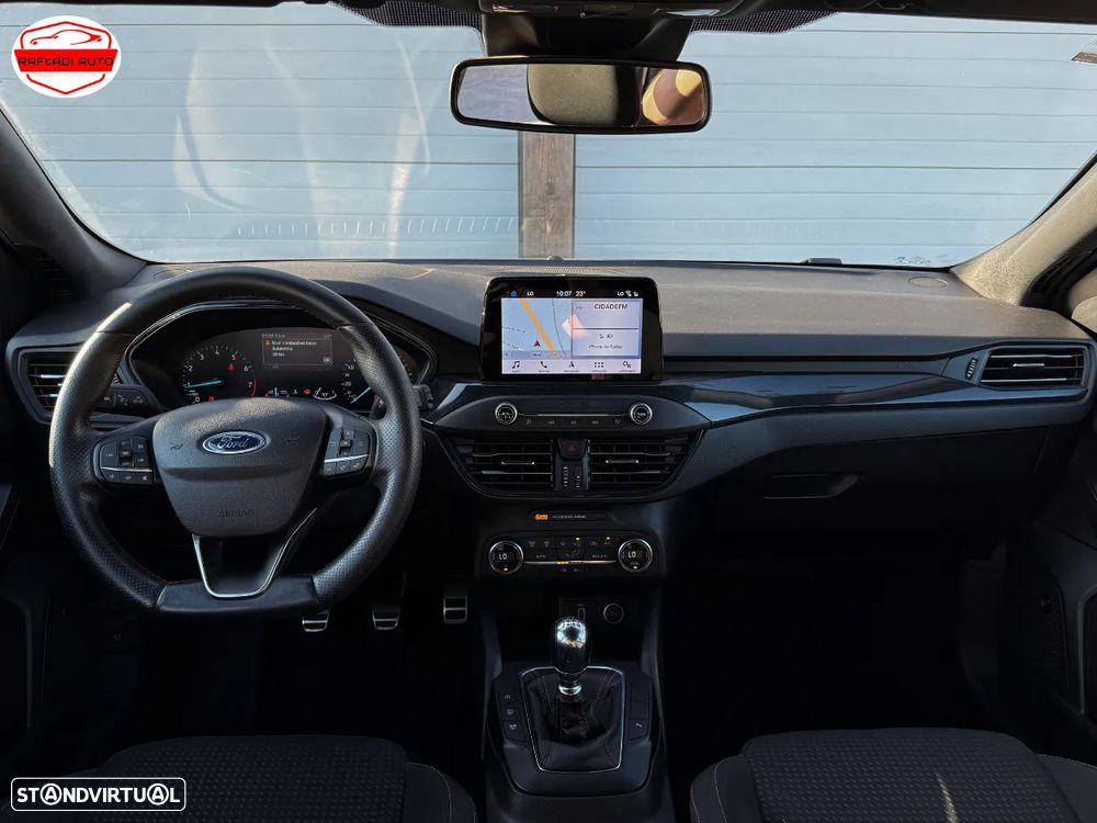 Ford Focus 1.0 EcoBoost ST-Line - 17