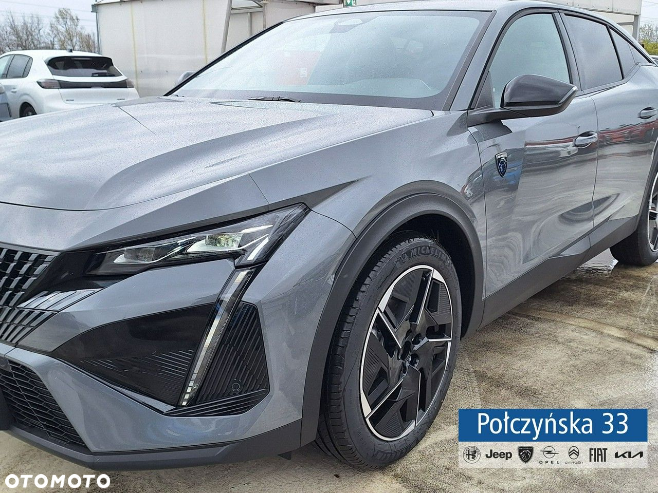 Peugeot 408 - 14