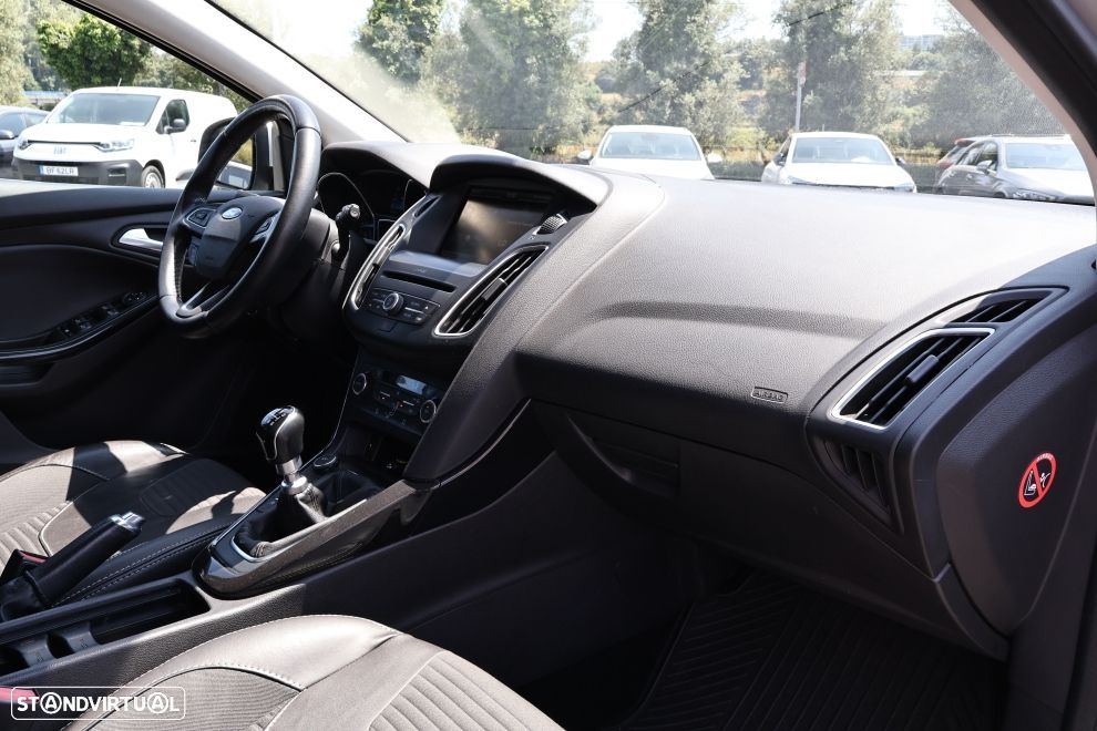 Ford Focus 1.5 TDCi Titanium - 12