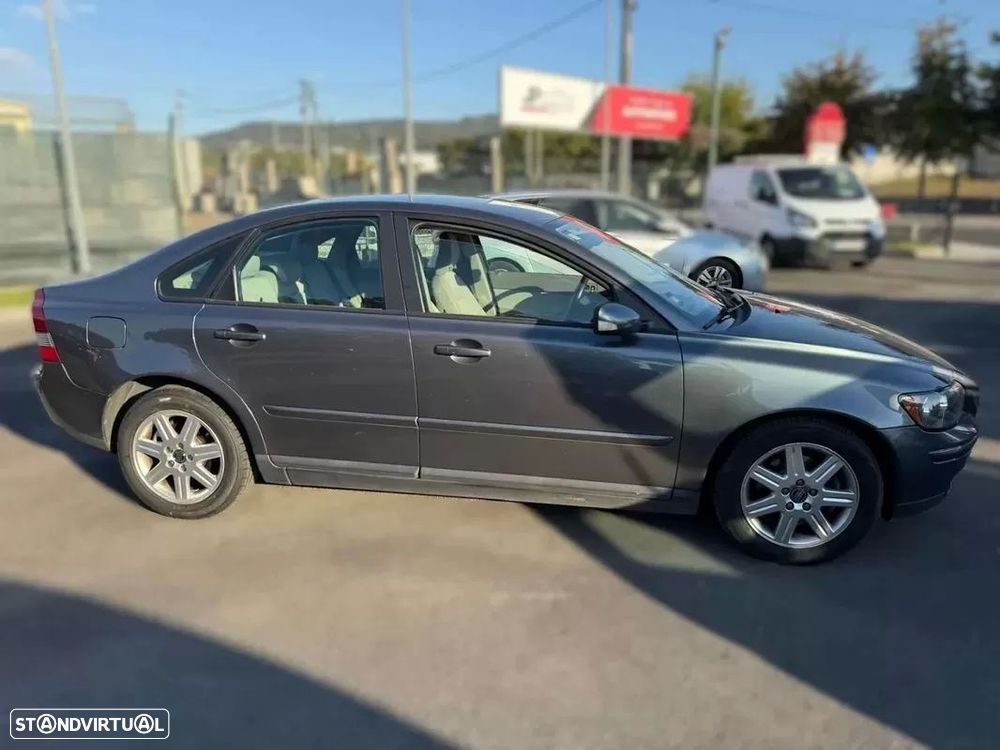 Volvo S40 2.0 D Sport - 2