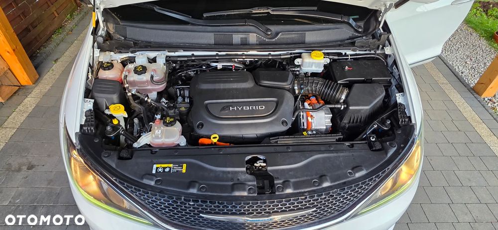 Chrysler Pacifica - 37