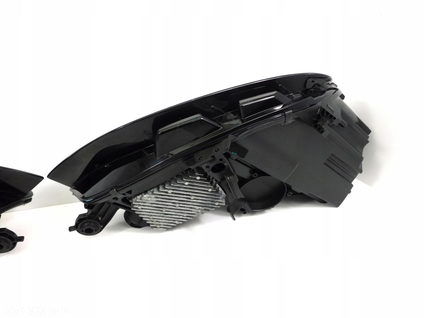 AUDI A4 B9 8W LIFT LAMPA PRAWA LEWA MATRIX - 9