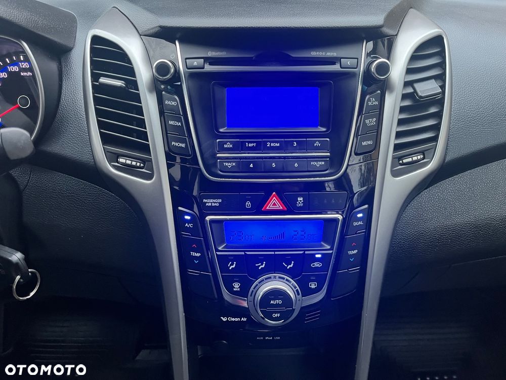 Hyundai i30 i30cw 1.4 Trend - 10