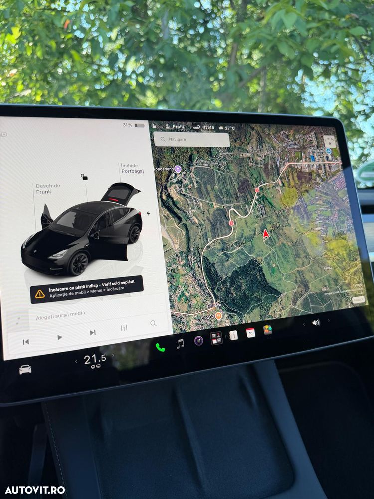 Tesla Model Y Long Range Dual Motor AWD - 9