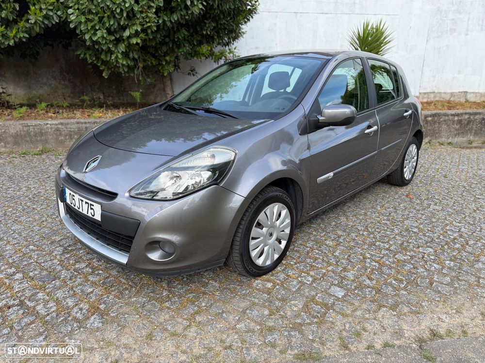 Renault Clio 1.2 16V Dynamique S - 1