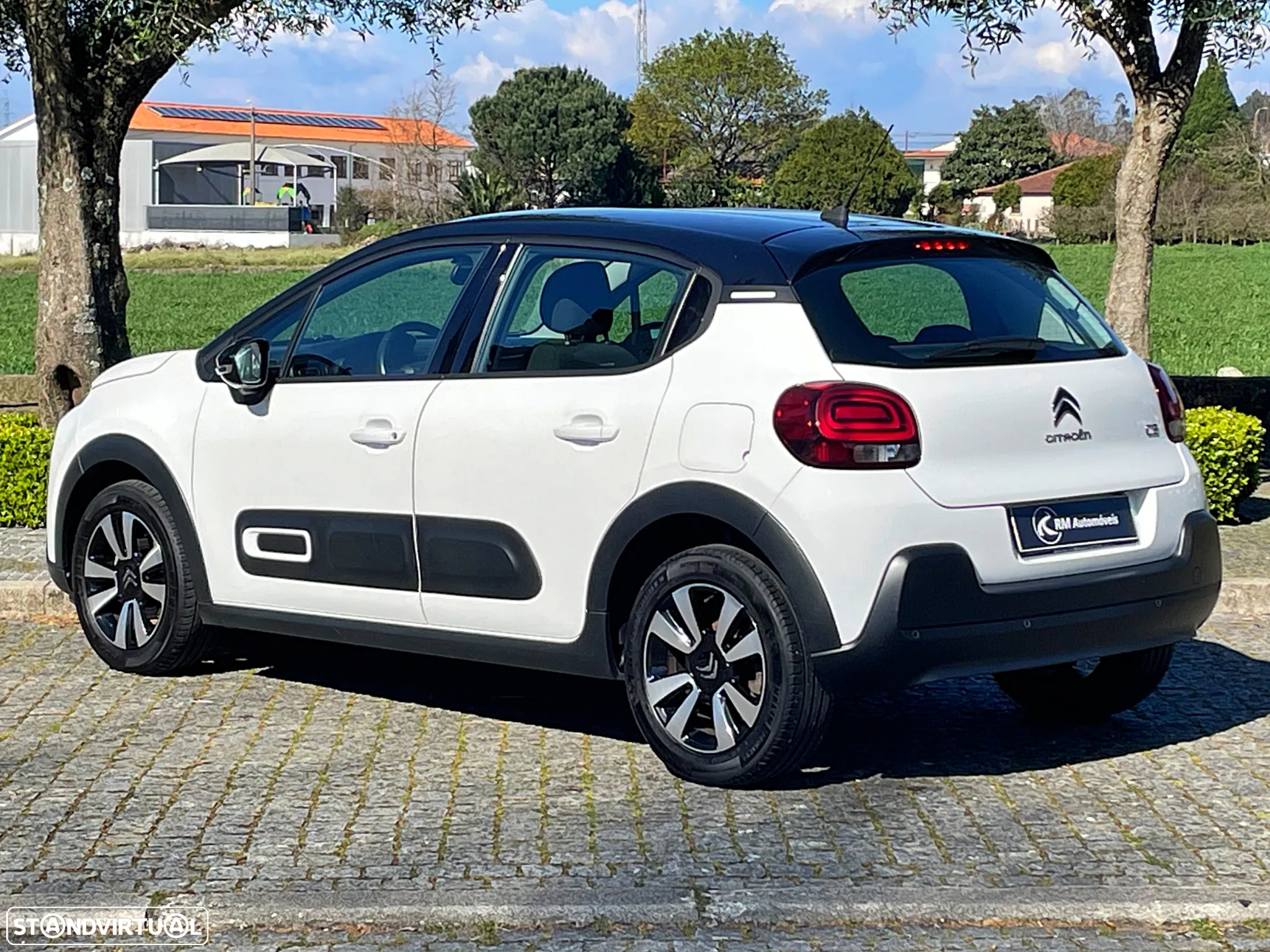 Citroën C3 1.2 PureTech Shine - 7