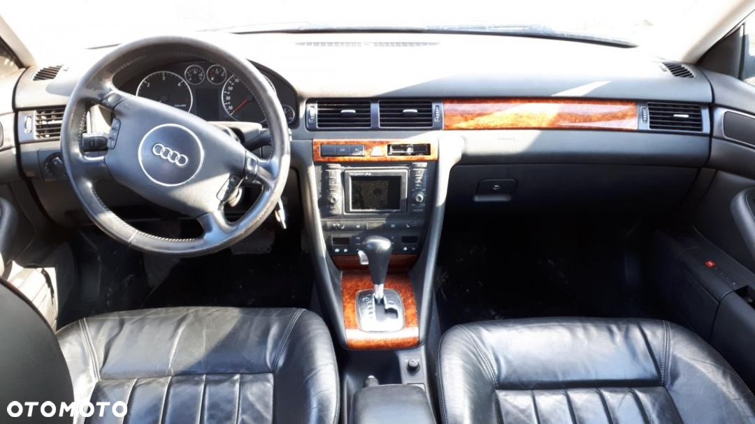 części do Audi A6 C5 lift kombi 2.5 tdi 120kW BDG srebrna LY7W - 7