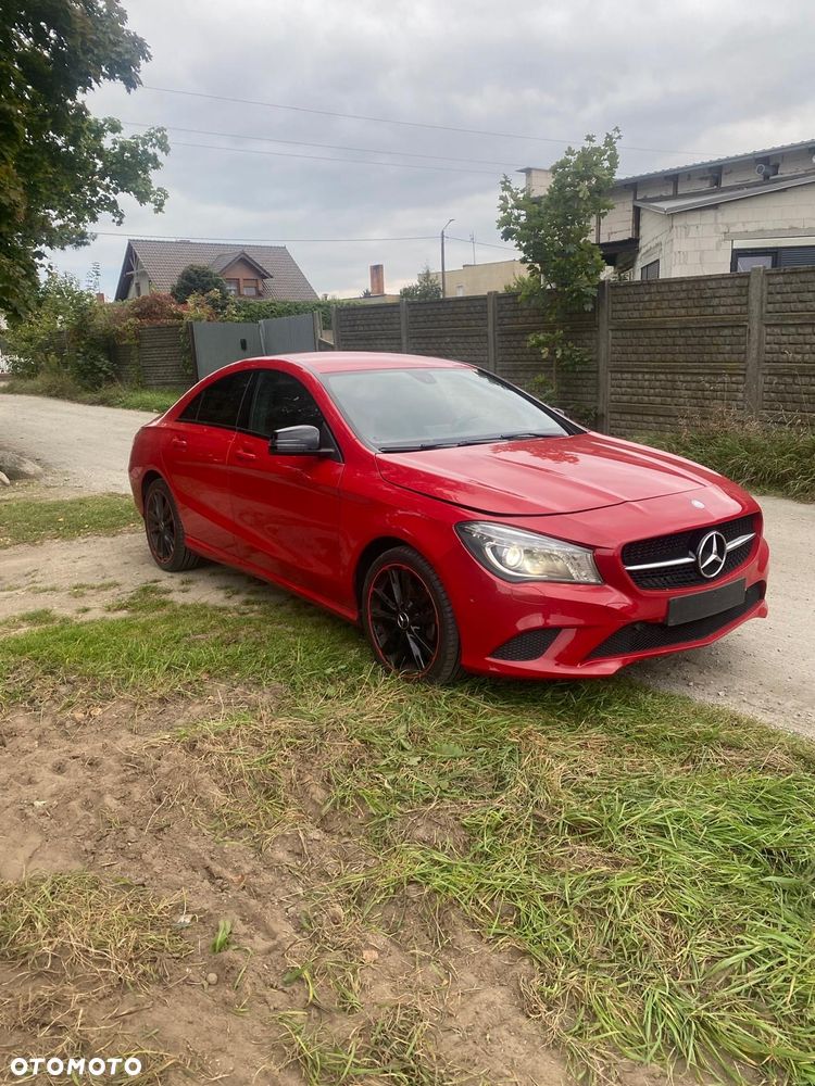 Mercedes-Benz CLA 200 7G-DCT - 1