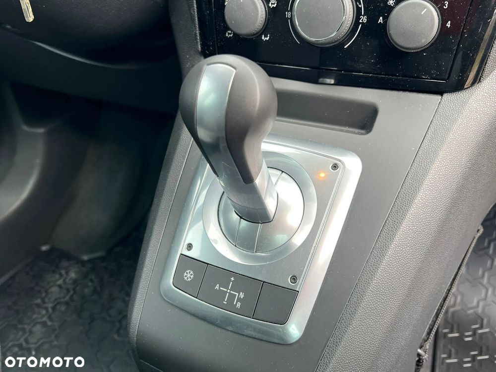 Opel Zafira 1.8 Easytronic Family Plus - 16