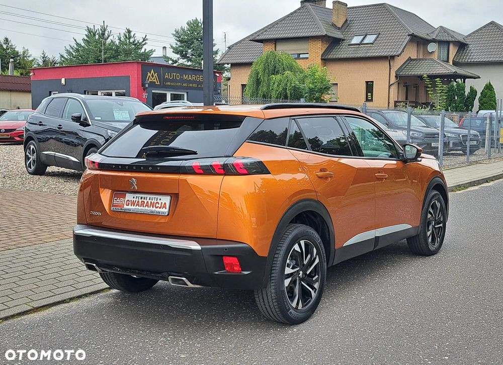 Peugeot 2008 1.2 Pure Tech GPF Allure S&S - 11
