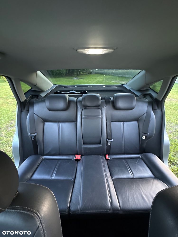 Ford Mondeo 2.5 Ghia X - 14